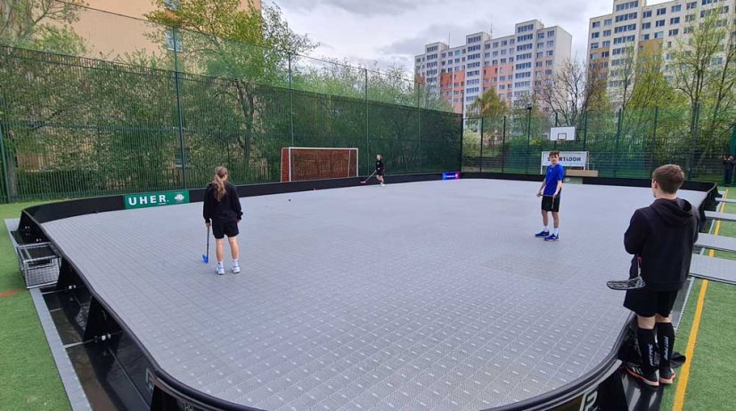 Bandy do unihokeja UHER IFF Grande Outdoor Goal (biały)