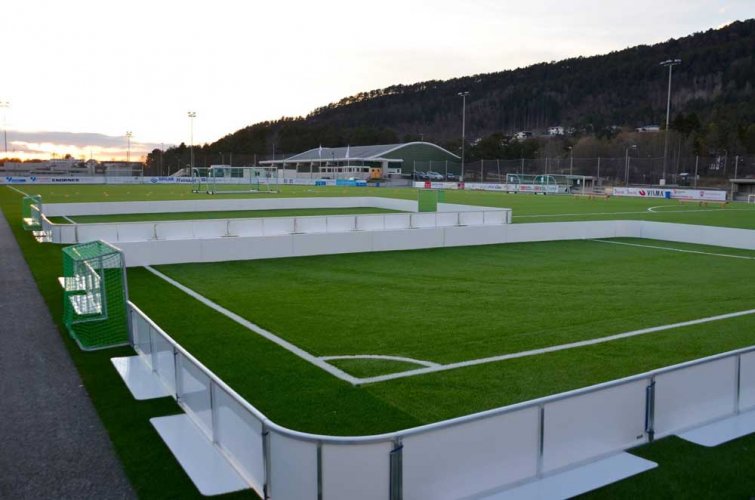 UHER Football Pitch Outdoor